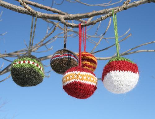 manufatti yarn bombing