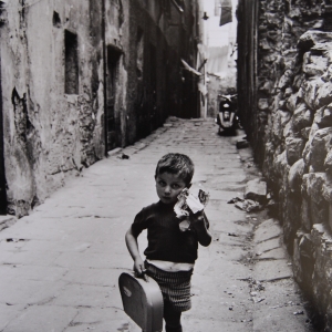 Bambino nei vicoli, Genova 1966