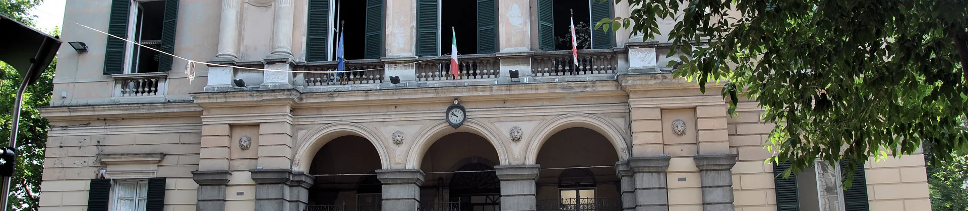 facciata del palazzo municipale della bassa valbisagno